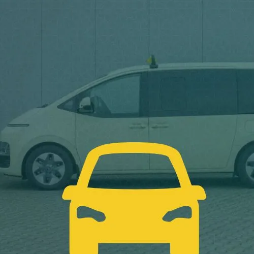 Hyundai-Starex-H1-–-seating-capacity-of-up-to-7-passengers