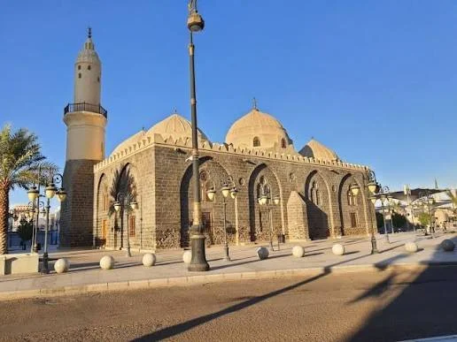 Makkah to Madinah: Taxi vs Train vs Bus | Which Is Best for Umrah Pilgrims?